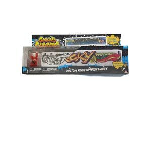 Subway Surfers Kustom Kings Uptown Tricky Red Figure DIY Customize Toy Art